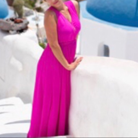 Dress - Picture 2 of 3